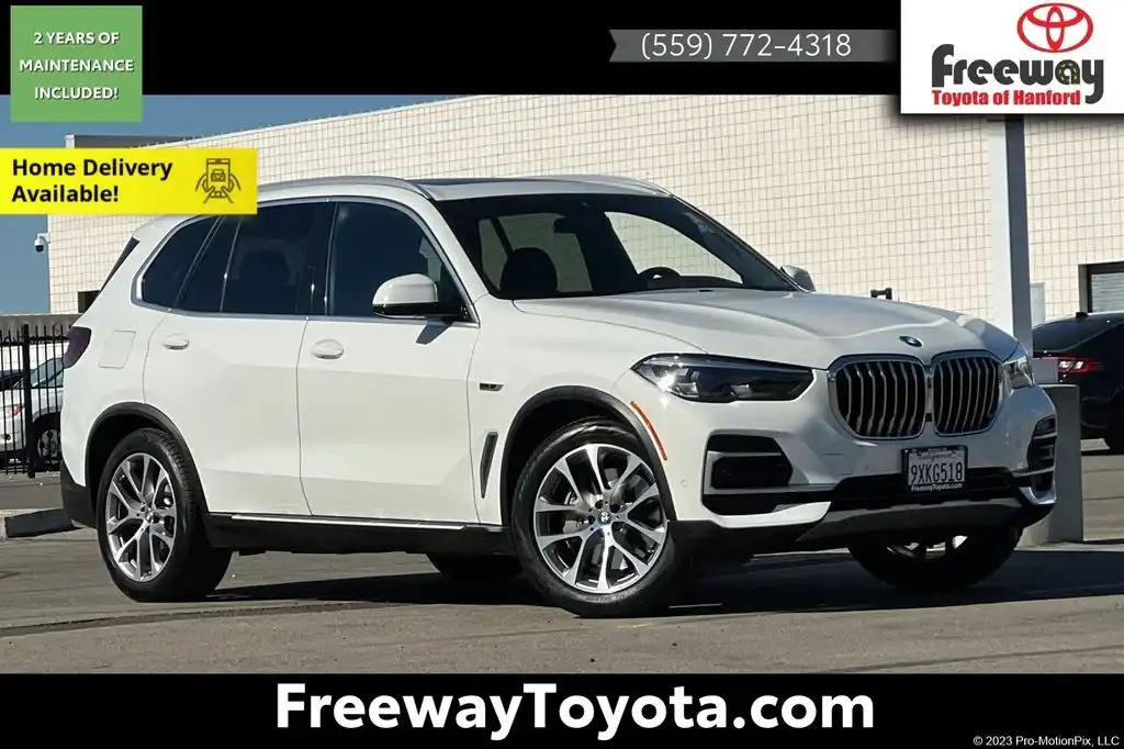 2023 BMW X5 xDrive45e's photo