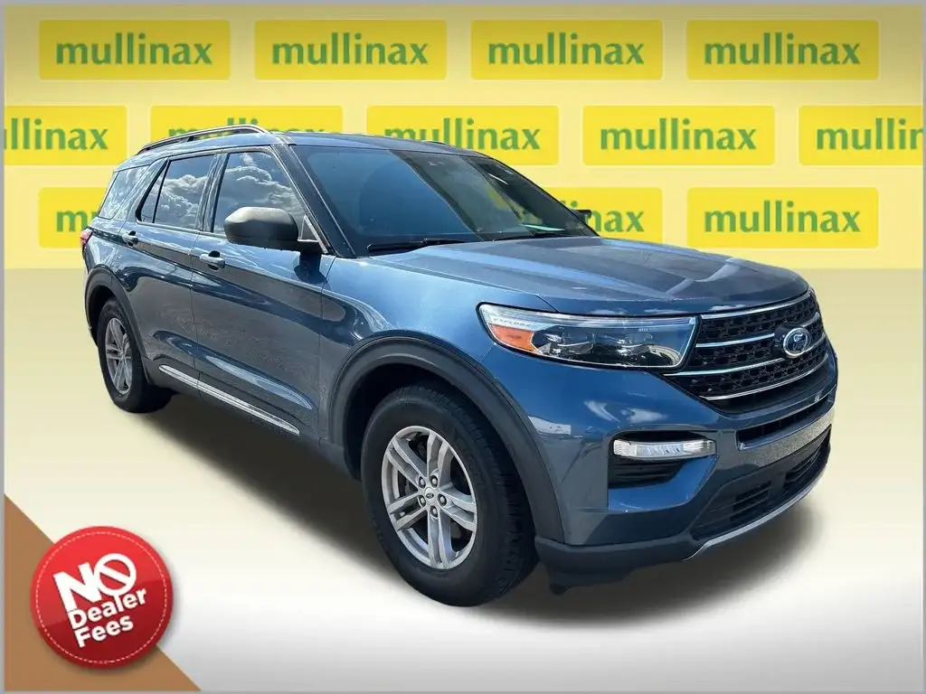 2020 Ford Explorer XLT RWD photo 1