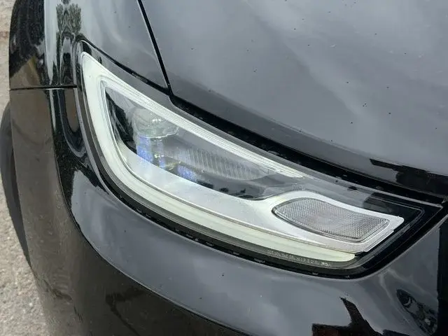 2026 Chrysler Pacifica Select AWD photo 5