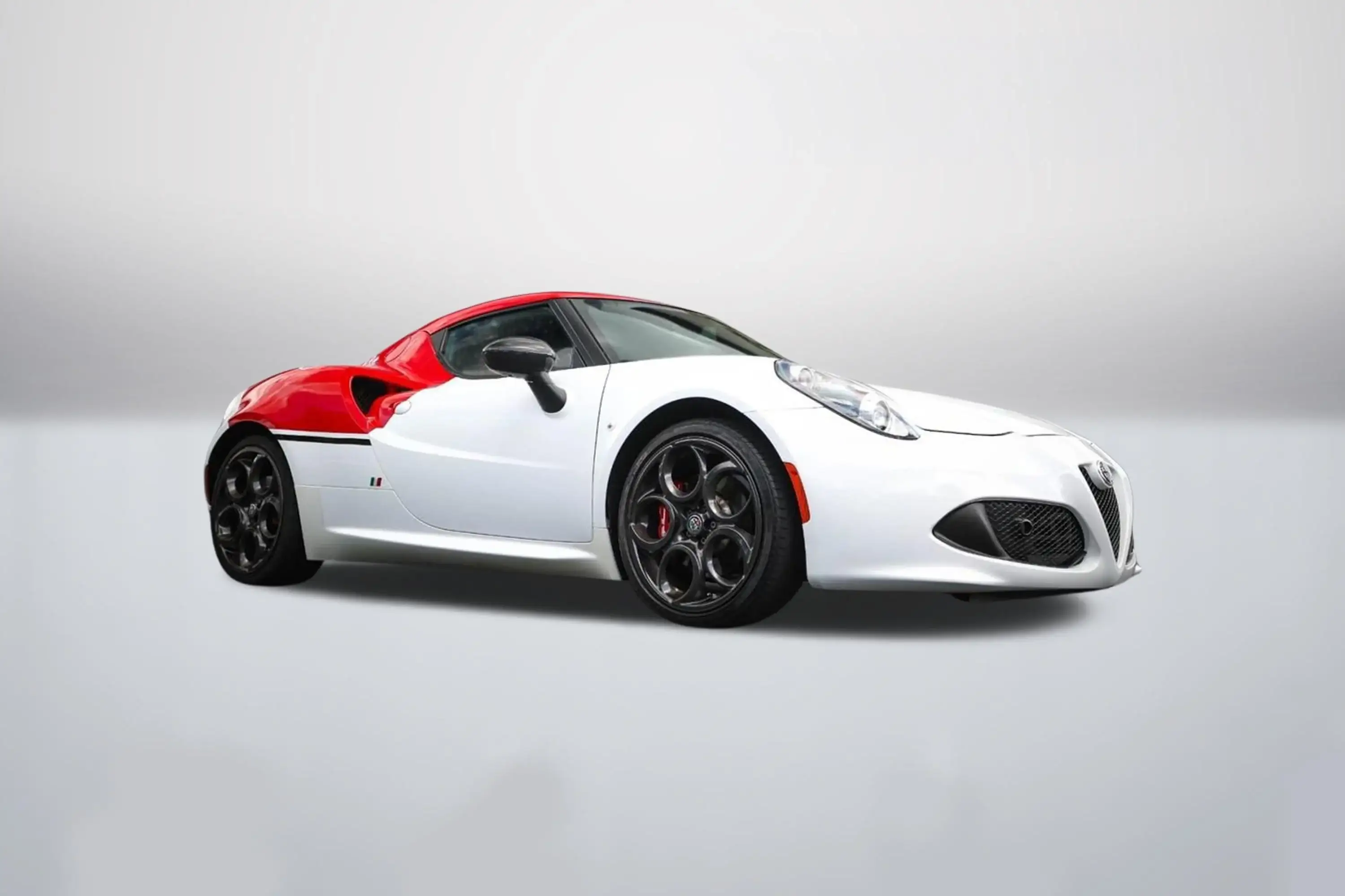 2017 Alfa Romeo 4C Base photo 1