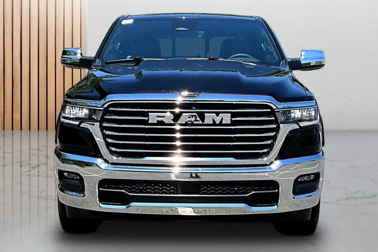 2026 RAM 1500 Laramie 4x4 Crew Cab 5'7 photo 3