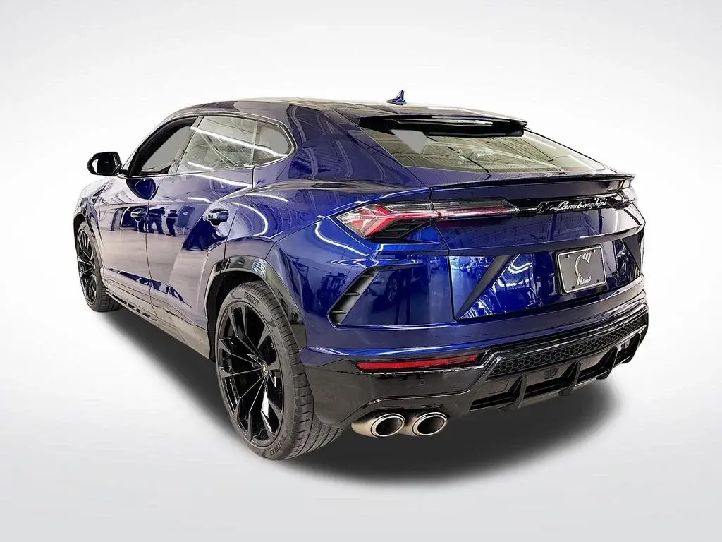 2021 Lamborghini Urus 4.0 V8 photo 3