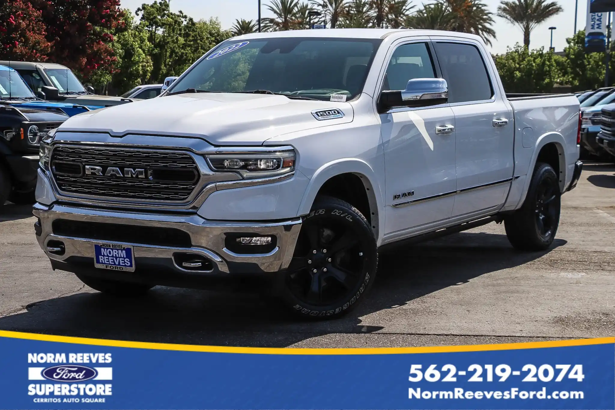2022 RAM 1500 Limited 4x4 Crew Cab 5'7's photo
