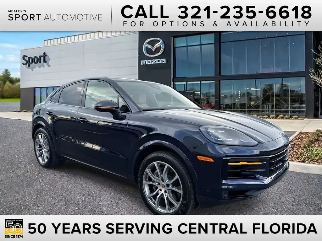 2024 Porsche Cayenne Base's photo