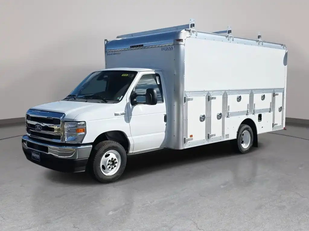 2026 Ford E-Series SRW E-350 Super Duty 158 in WB's photo