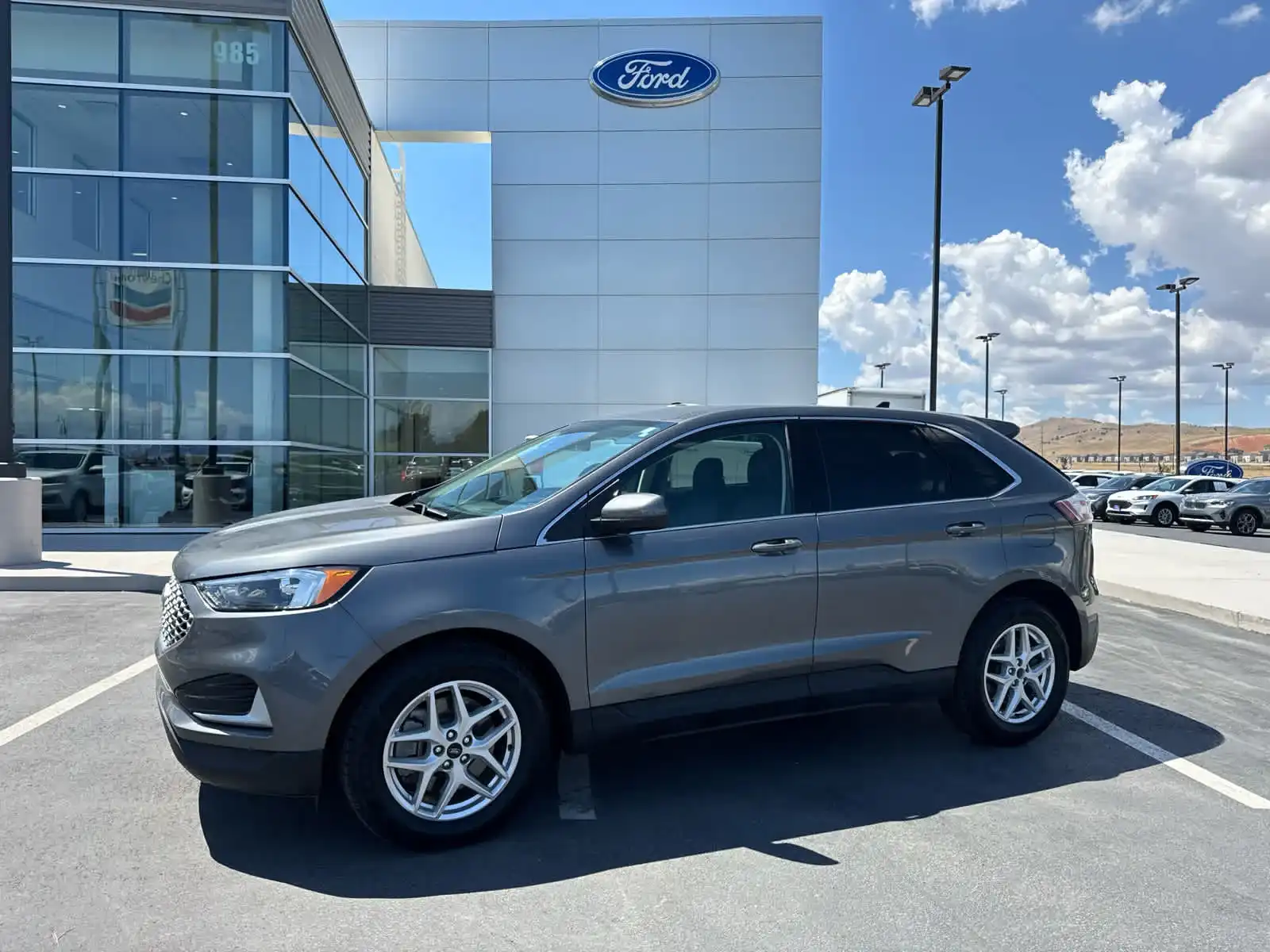 2024 Ford Edge SEL AWD's photo