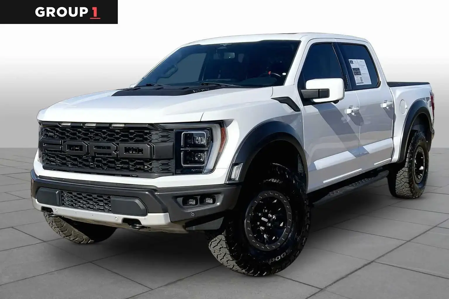 2023 Ford F-150 Raptor 4x4 SuperCrew 5-1/2 Box's photo