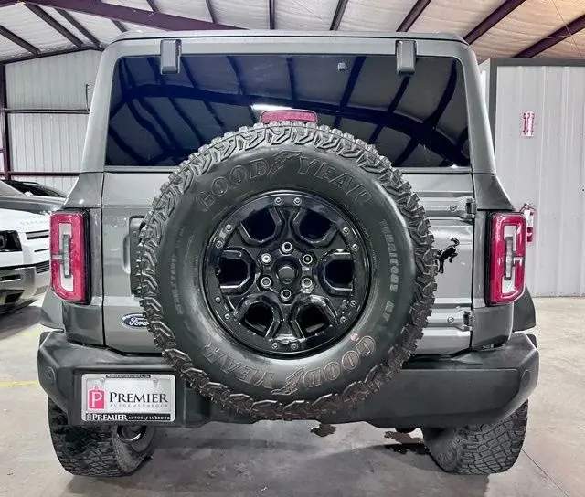 2023 Ford Bronco Wildtrak 4x4 photo 4