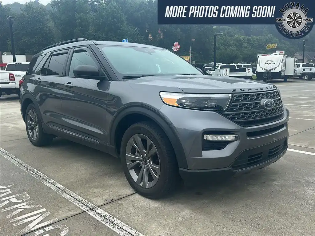 2021 Ford Explorer XLT 4WD's photo