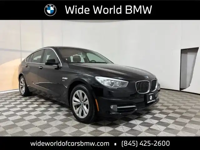 2012 BMW 5 Series 535i xDrive Gran Turismo's photo
