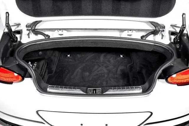 2024 Bentley Continental GT V8 Mulliner photo 5