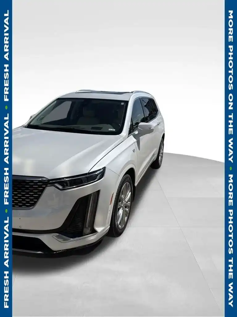 2023 Cadillac XT6 Premium Luxury 4WD Auto's photo