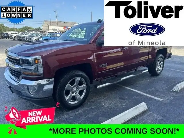 2016 Chevrolet Silverado 1500 LT Crew Cab Short Box photo 1