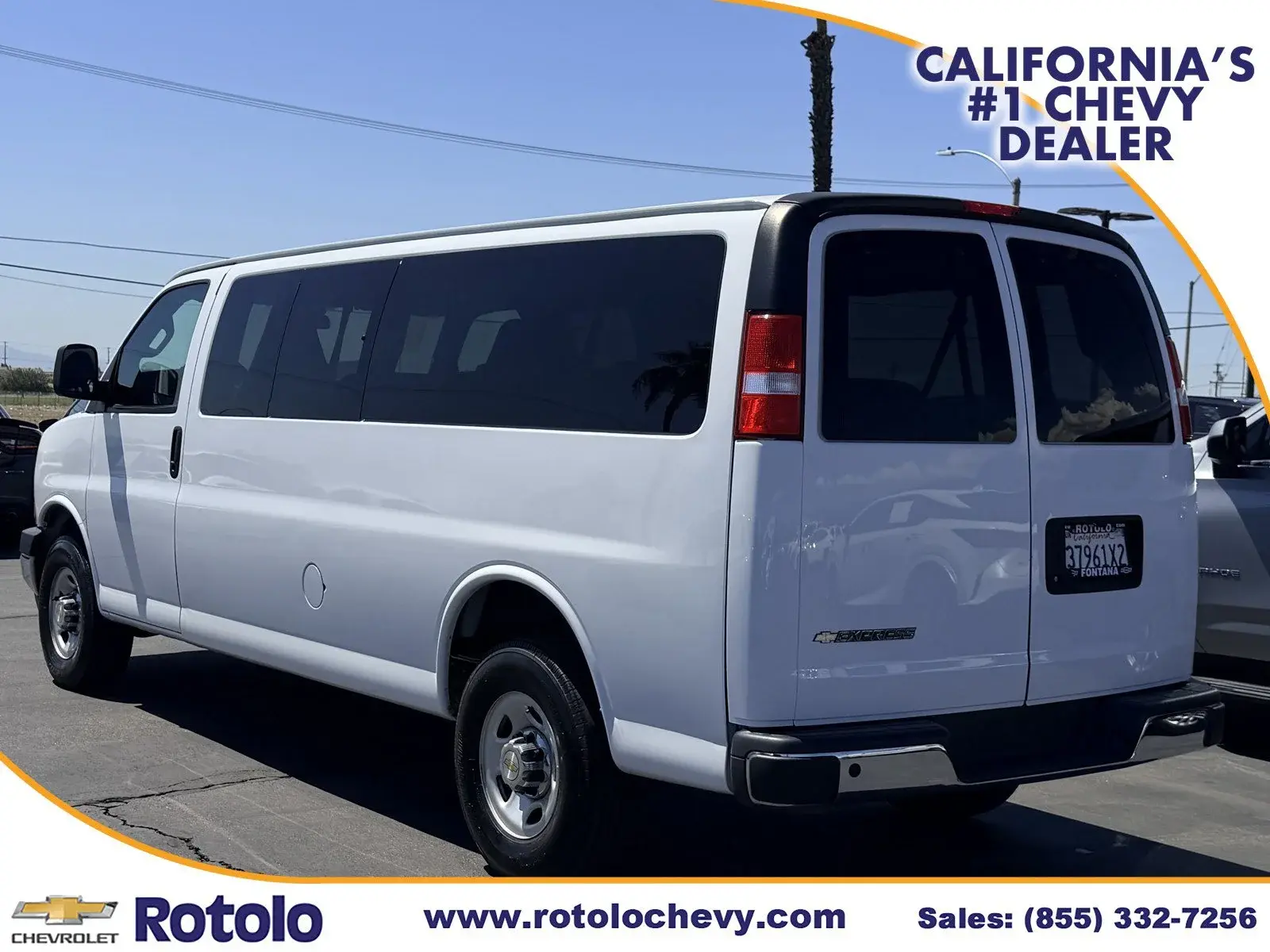 2024 Chevrolet Express LT 3500 Extended photo 4