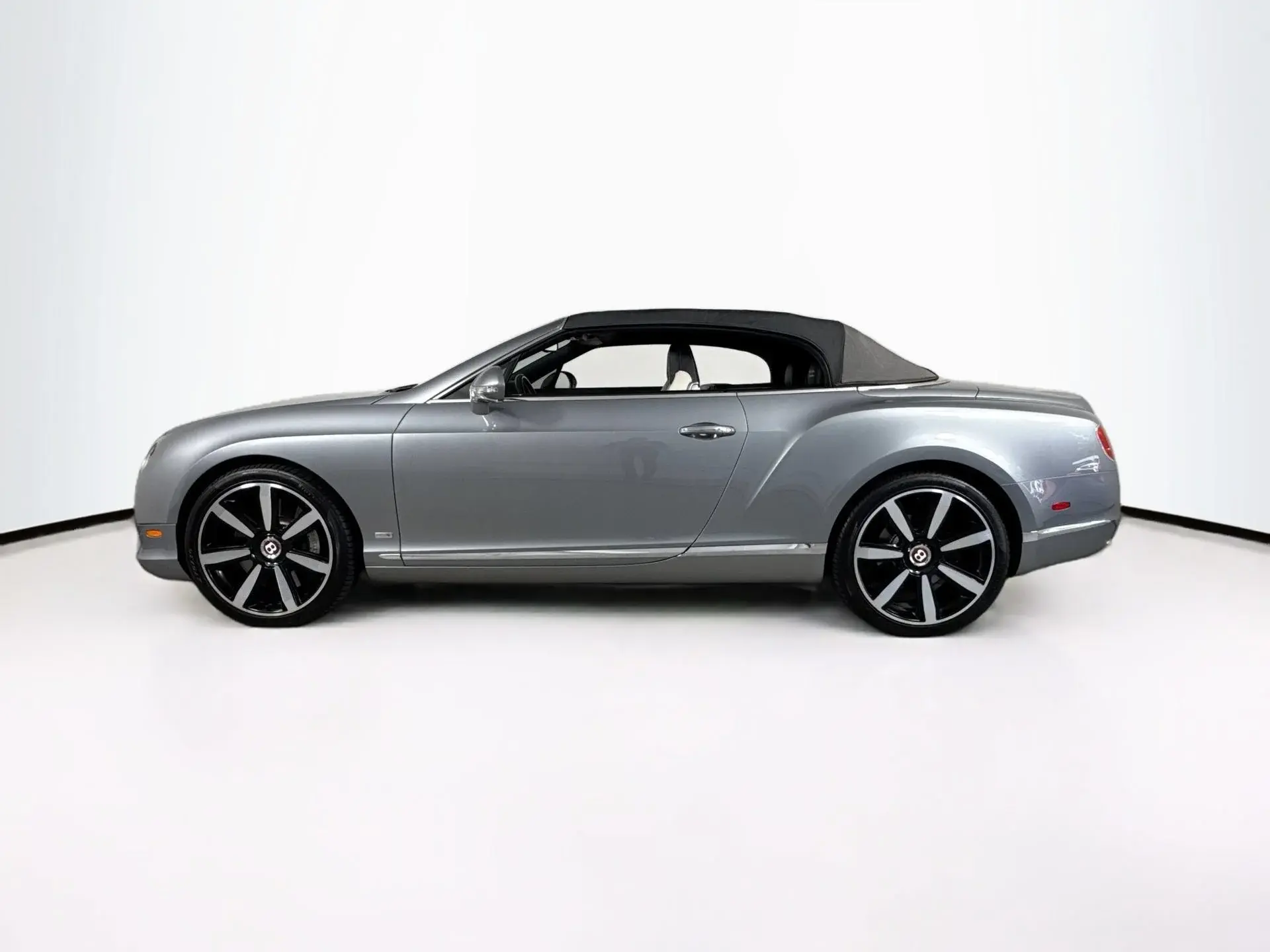 2013 Bentley Continental GT Base photo 4