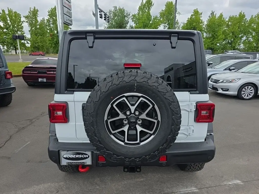 2026 Jeep Wrangler Rubicon photo 4