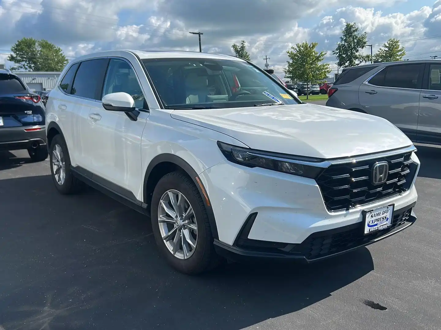 2023 Honda CR-V EX w/o BSI AWD's photo