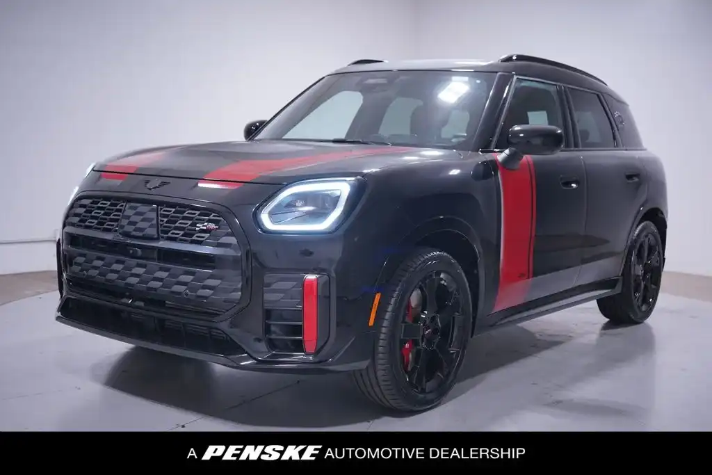 2026 MINI Countryman JCW ALL4's photo