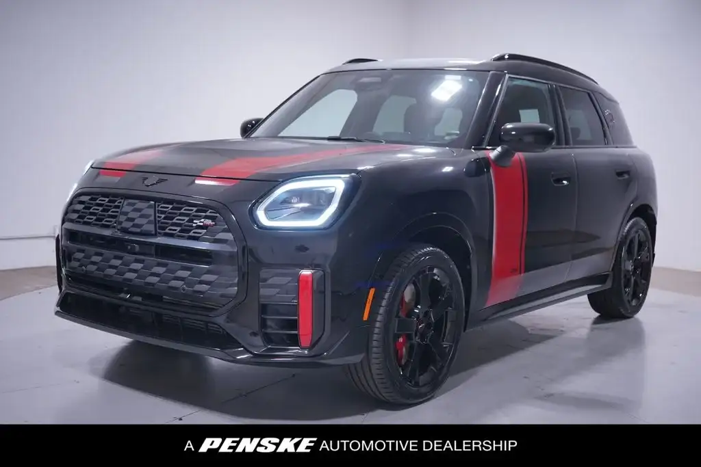 2026 MINI Countryman JCW ALL4's photo