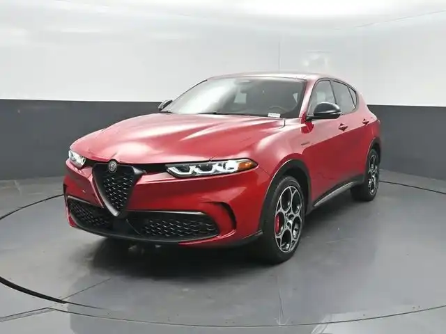 2024 Alfa Romeo Tonale Veloce's photo