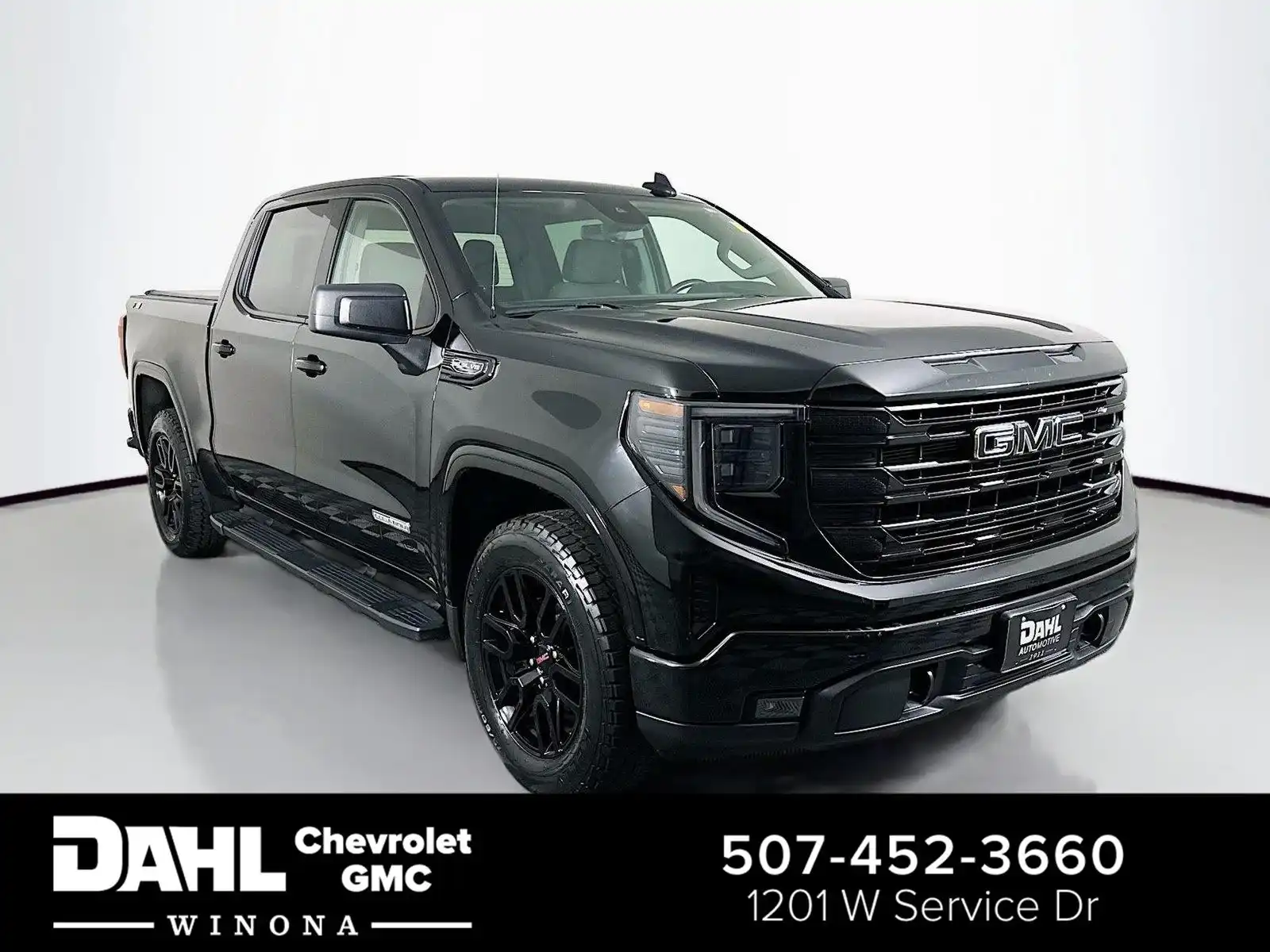 2024 GMC Sierra 4WD Crew Cab Standard Box Elevation's photo