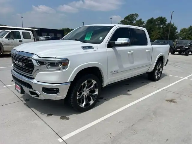 2023 RAM 1500 Limited 4x4 Crew Cab 5'7's photo