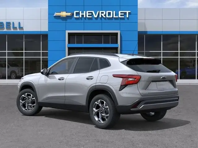 2026 Chevrolet Trax LT photo 3