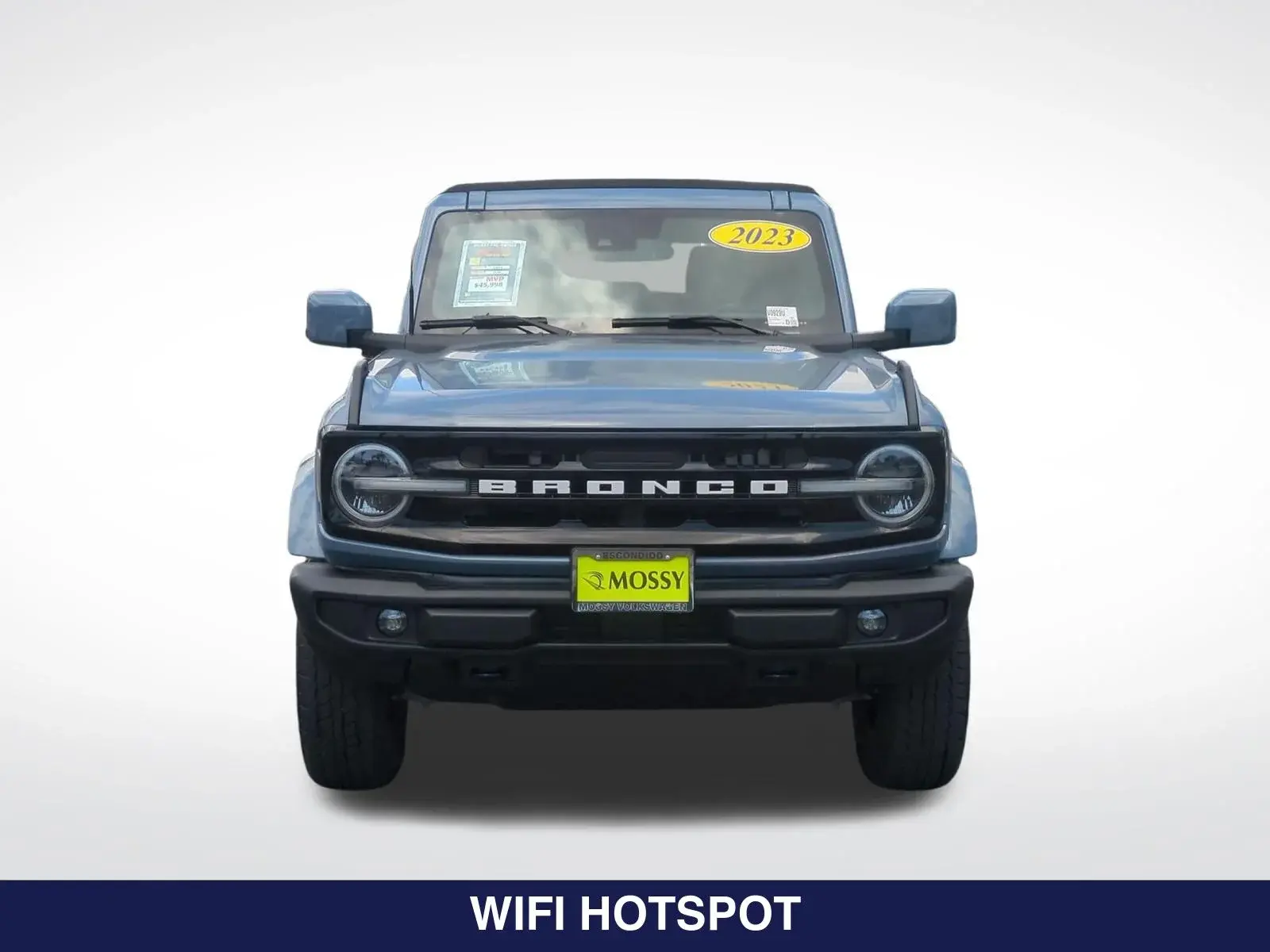 2023 Ford Bronco Outer Banks 4x4 photo 4