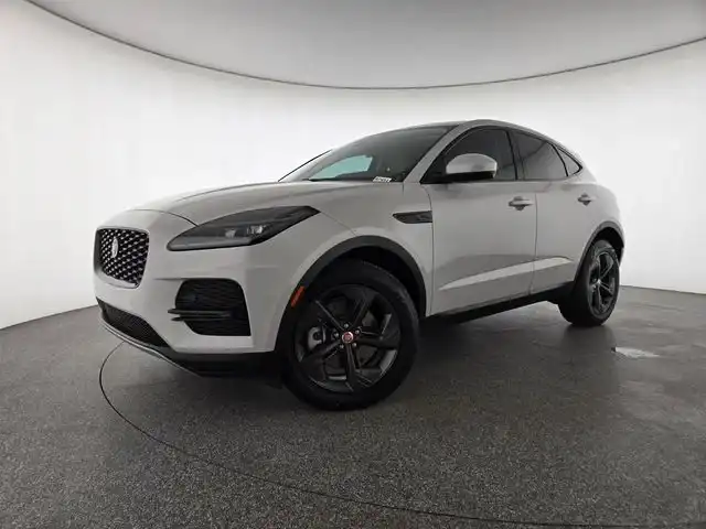 2022 Jaguar E-PACE P250 SE's photo