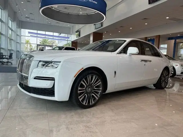 2024 Rolls-Royce Ghost Ghost photo 3