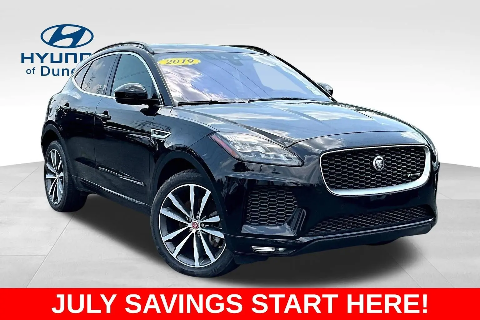 2019 Jaguar E-PACE P300 R-Dynamic SE AWD photo 3