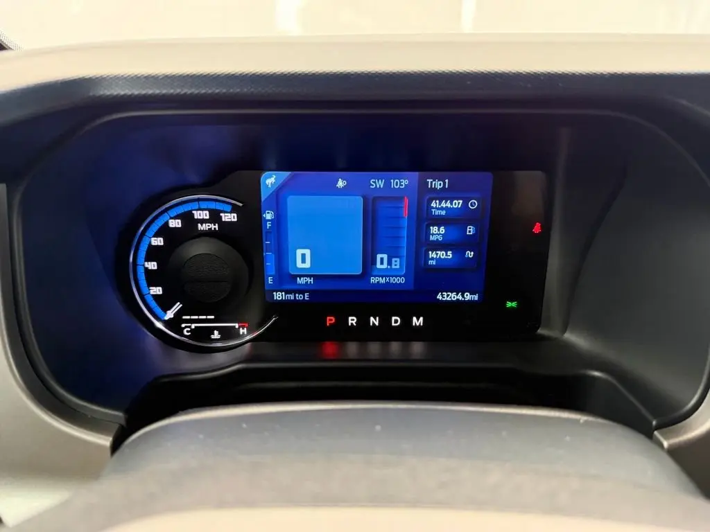 2021 Ford Bronco First Edition Advanced 4x4 photo 5