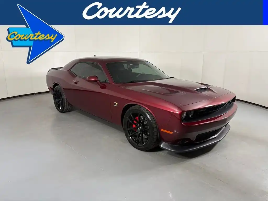 2020 Dodge Challenger R/T Scat Pack's photo