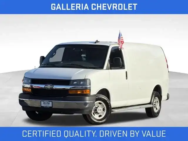 2024 Chevrolet Express 2500 Work Van HD's photo