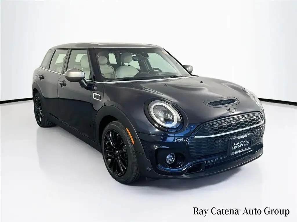 2024 MINI Clubman Cooper S ALL4's photo