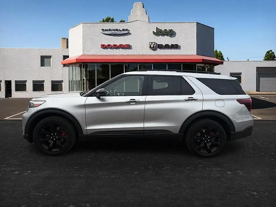 2020 Ford Explorer ST 4WD photo 3