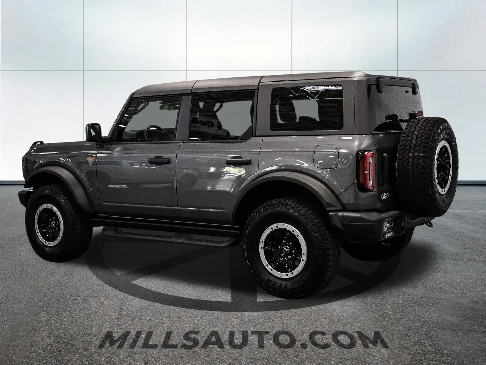 2026 Ford Bronco Badlands 4x4 photo 4