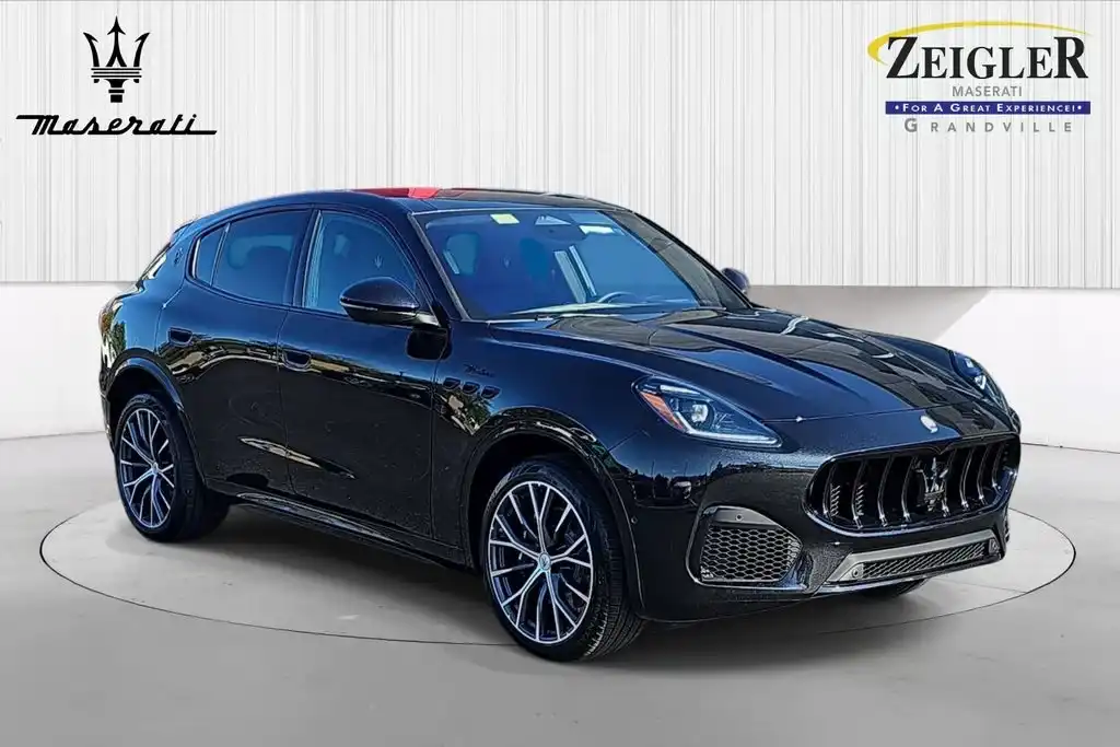 2026 Maserati Grecale Modena V6's photo