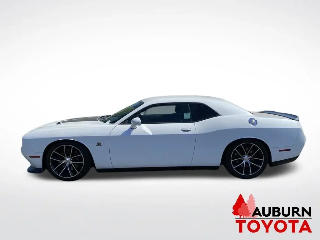 2016 Dodge Challenger Scat Pack photo 4