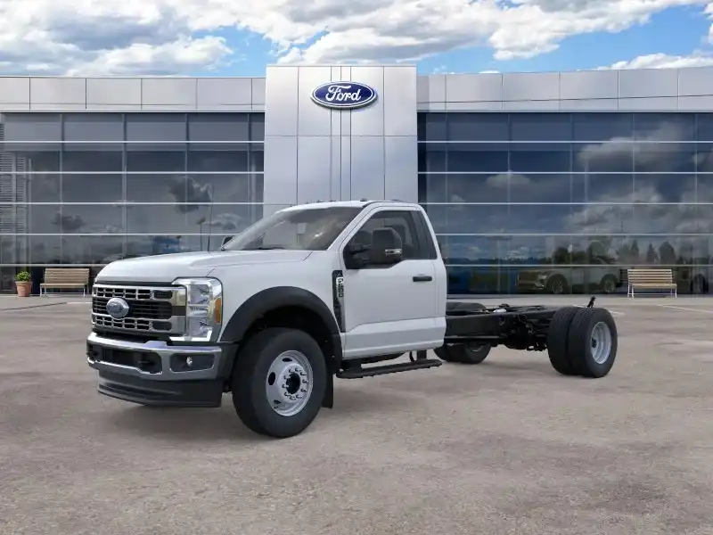 2026 Ford F-600 XL 4WD Regular Cab DRW 193 in's photo