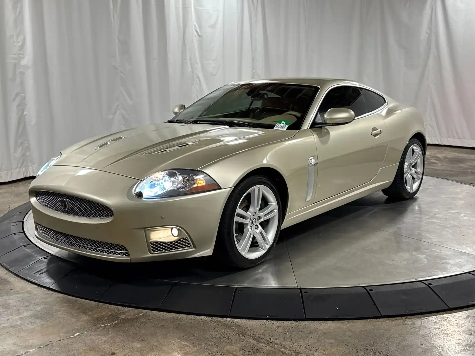 2008 Jaguar XK XKR's photo