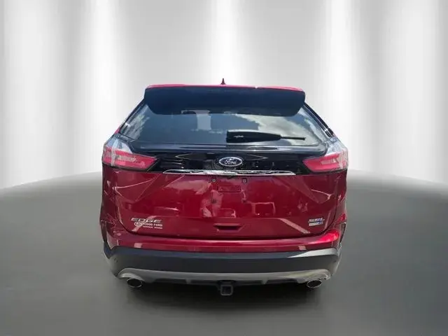 2020 Ford Edge SEL AWD photo 3
