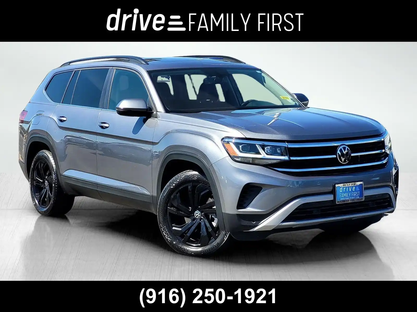 2023 Volkswagen Atlas 3.6L SE w/Tech 4MOTION's photo