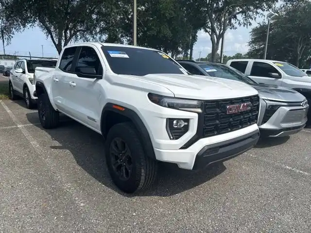 2025 GMC Canyon 2WD Elevation Crew Cab Short Box's photo