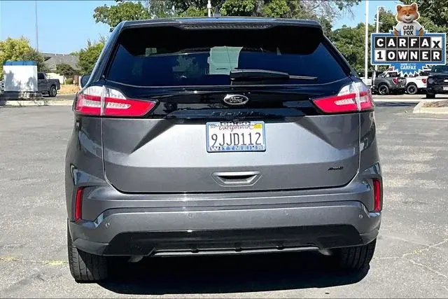 2023 Ford Edge SE AWD photo 4