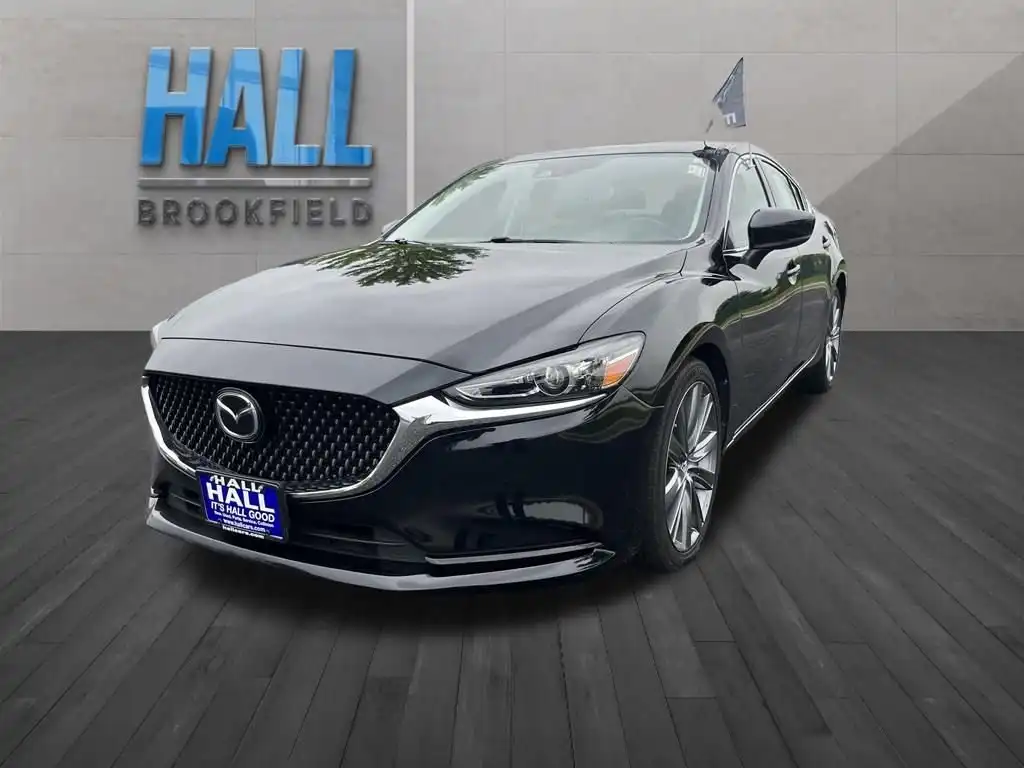 2018 Mazda EZ-6 Touring Auto's photo