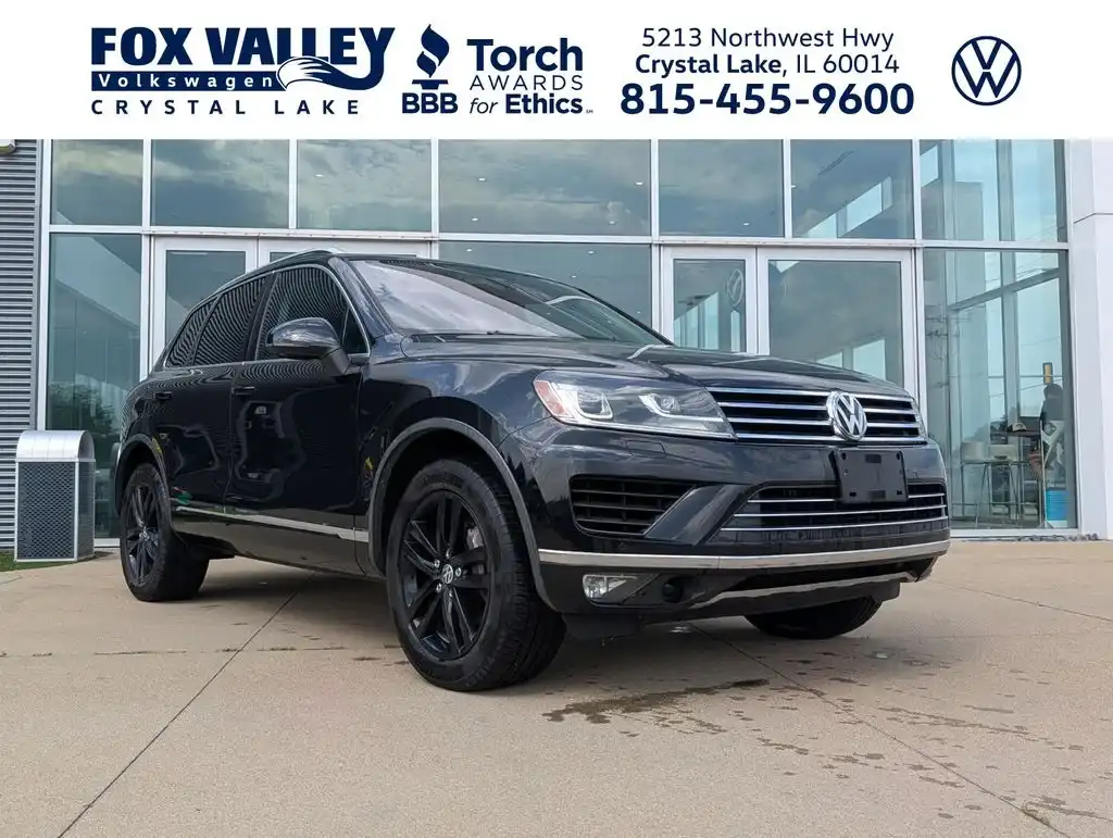 2015 Volkswagen Touareg V6 Lux's photo