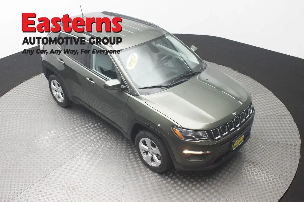 2021 Jeep Compass Latitude 4X4 photo 3