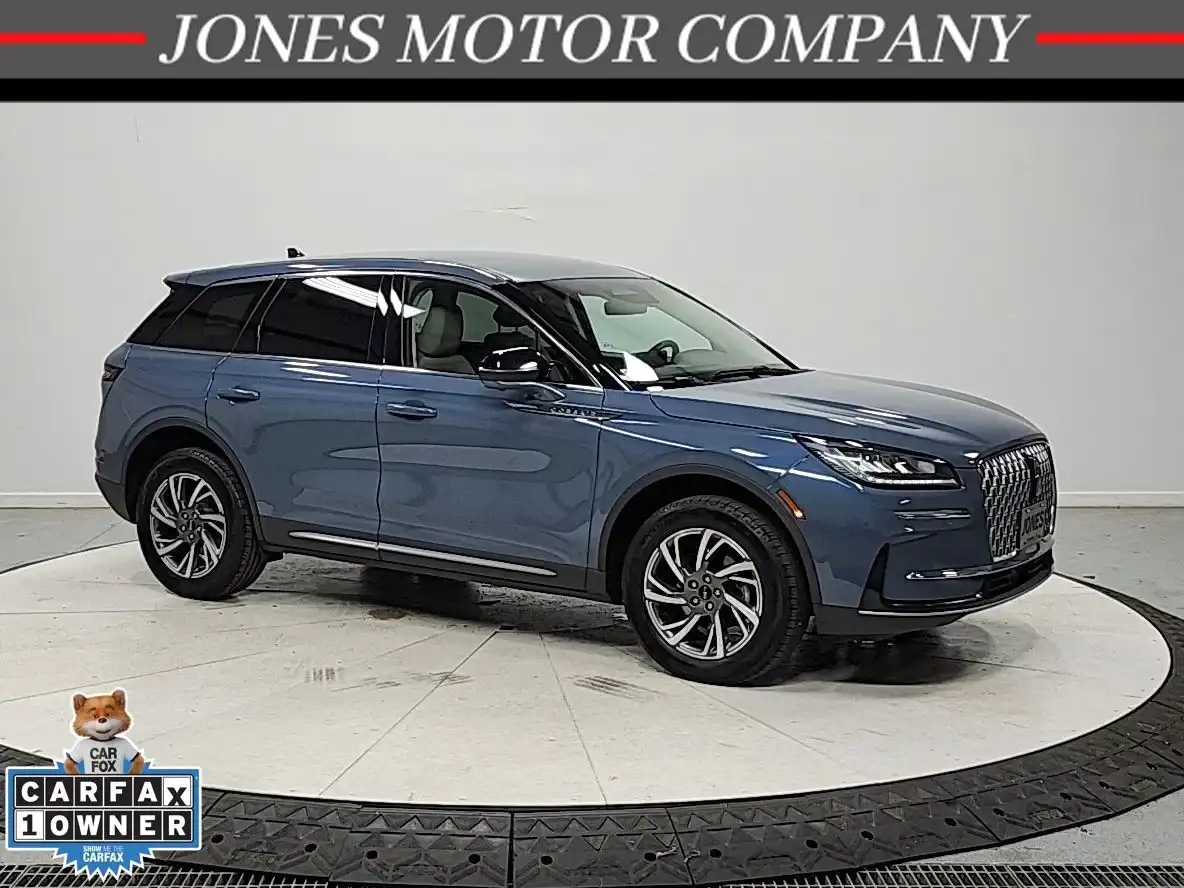 2023 Lincoln Corsair AWD's photo