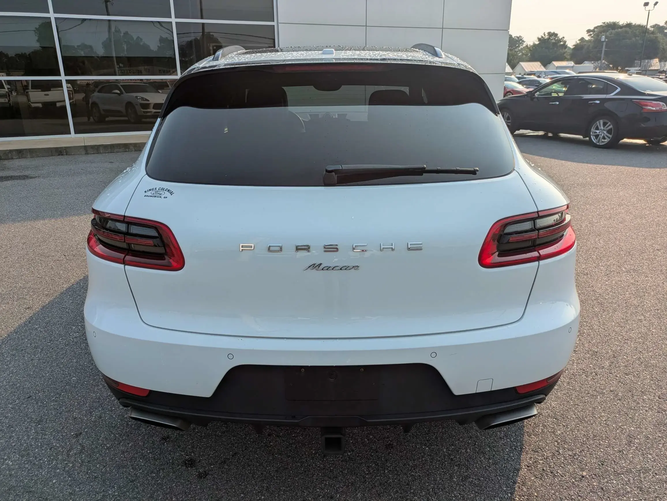 2018 Porsche Macan Base photo 5